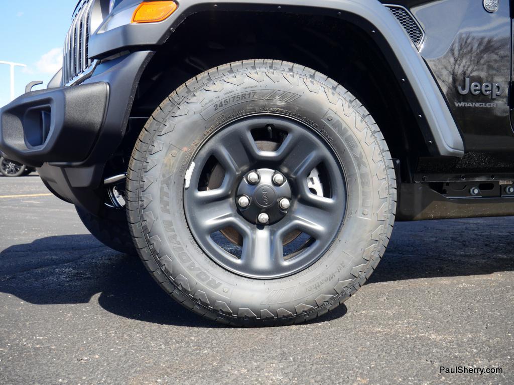 new 2026 Jeep Wrangler car, priced at $36,874
