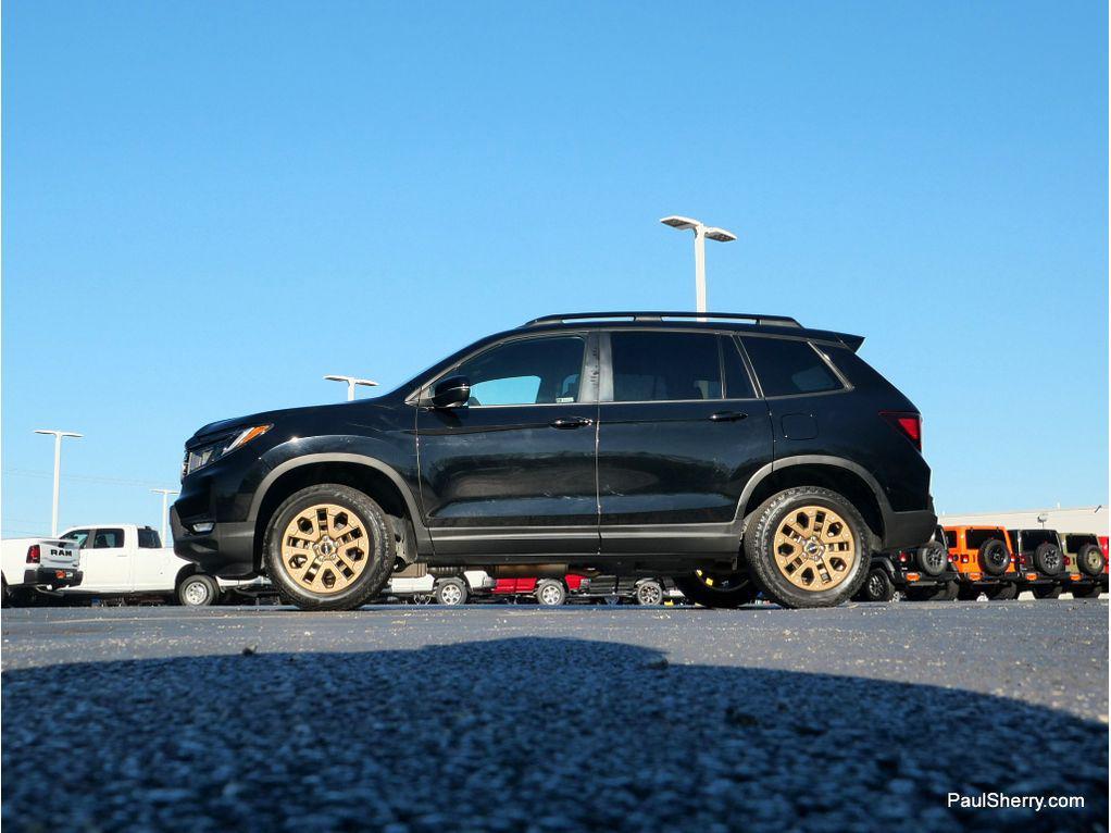used 2023 Honda Passport car, priced at $33,594