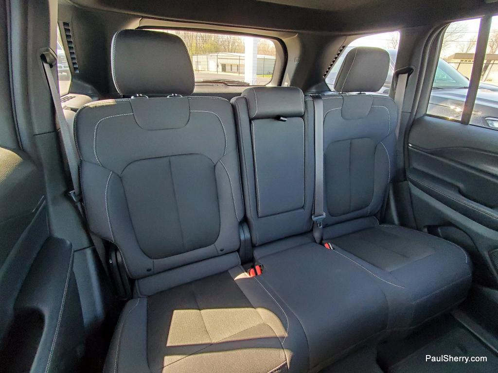 used 2024 Jeep Grand Cherokee car, priced at $30,050