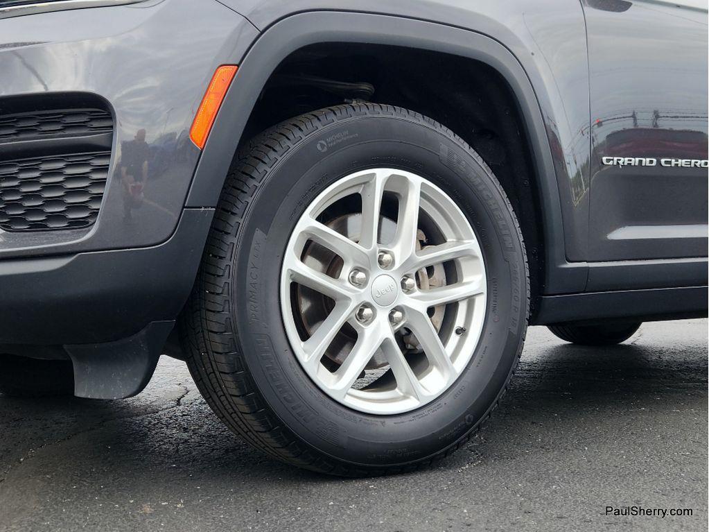 used 2024 Jeep Grand Cherokee car, priced at $30,050