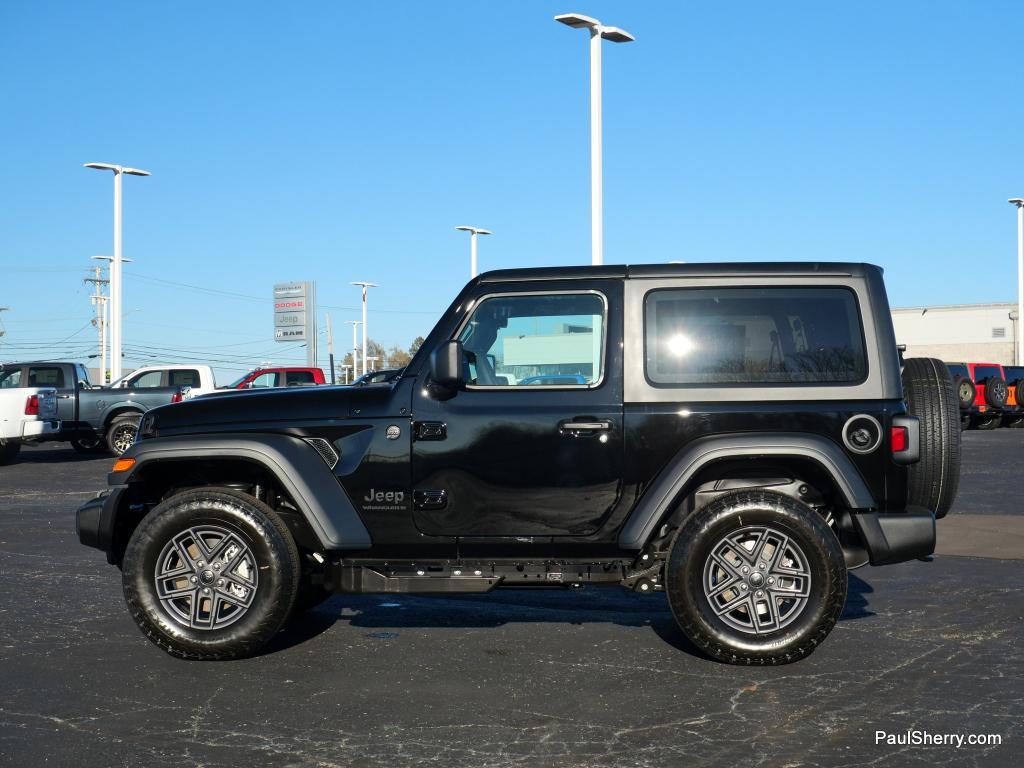 new 2026 Jeep Wrangler car, priced at $42,501