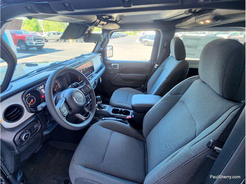 new 2026 Jeep Wrangler car, priced at $41,995