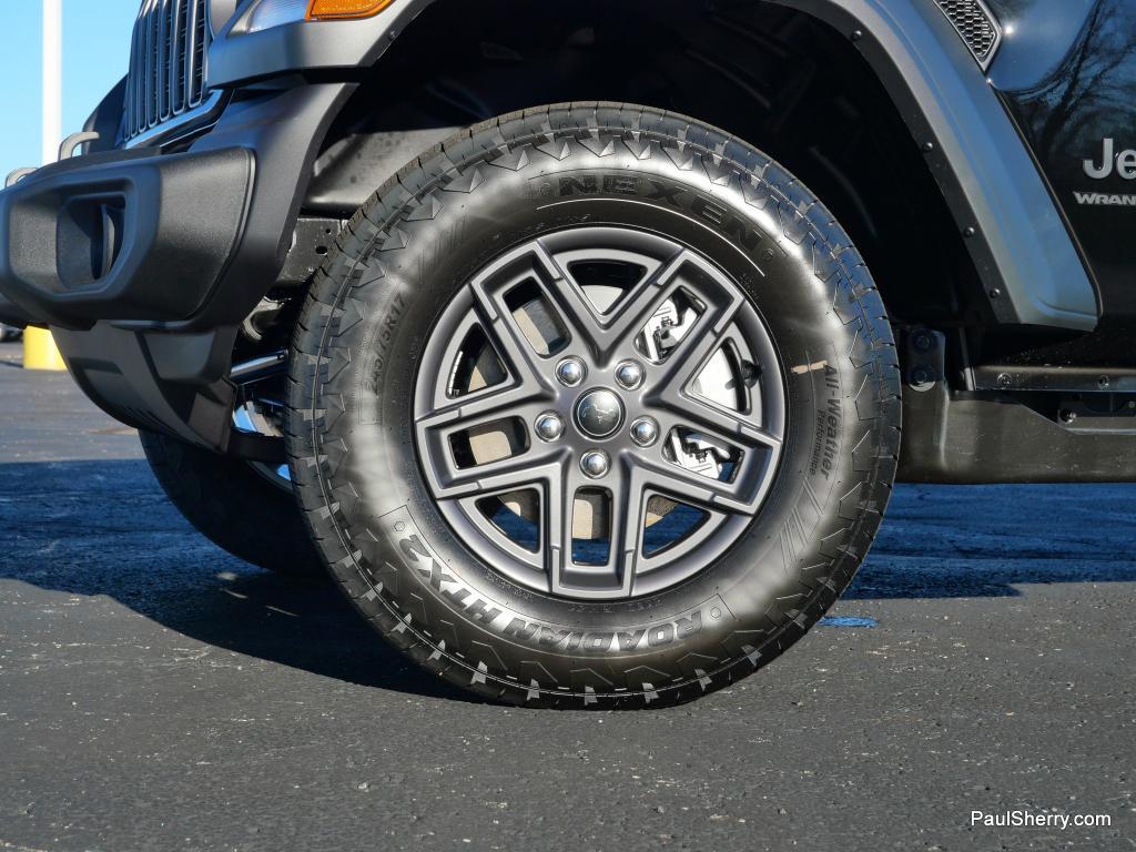 new 2026 Jeep Wrangler car, priced at $42,501