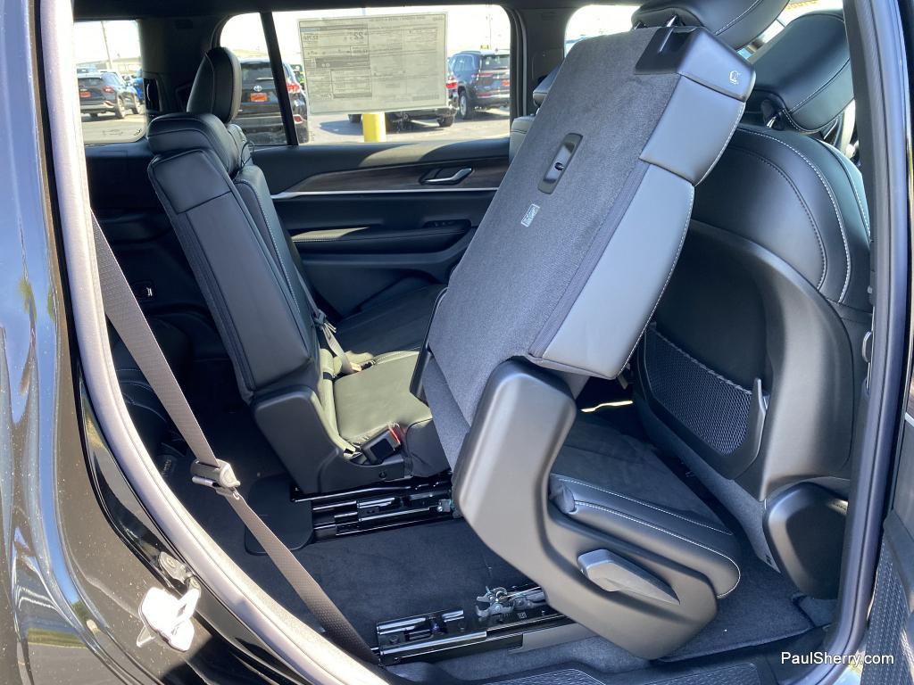 new 2026 Jeep Grand Cherokee L car, priced at $45,846