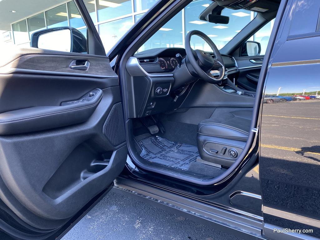 new 2026 Jeep Grand Cherokee L car, priced at $45,846
