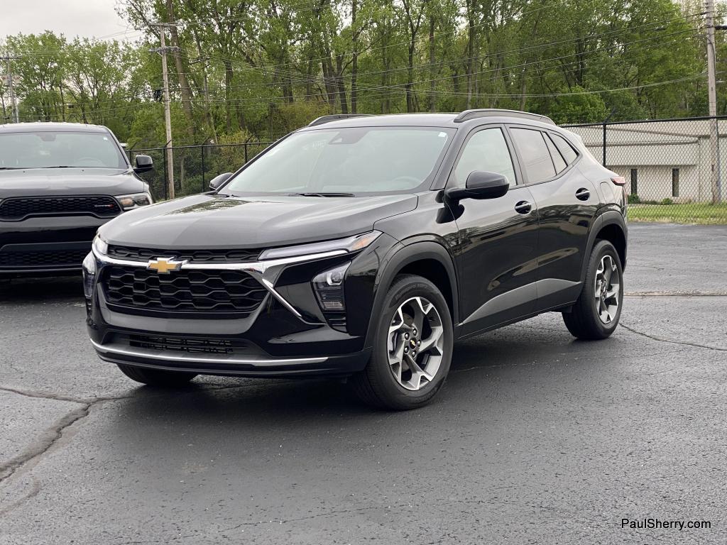used 2025 Chevrolet Trax car, priced at $20,785