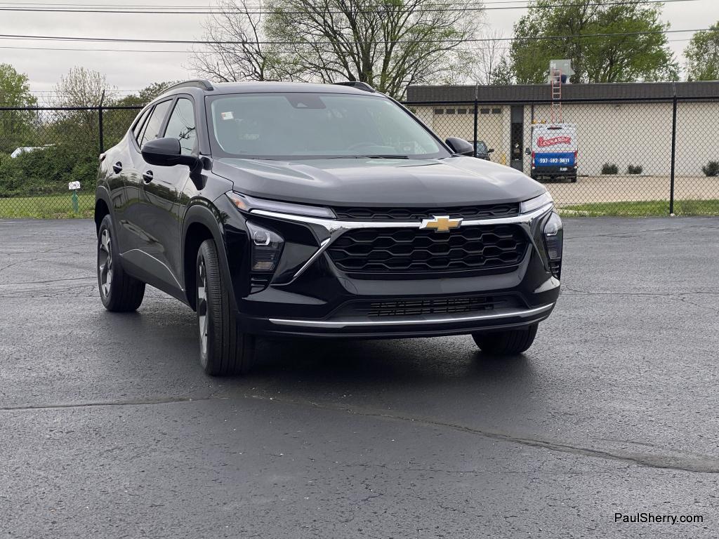 used 2025 Chevrolet Trax car, priced at $20,785