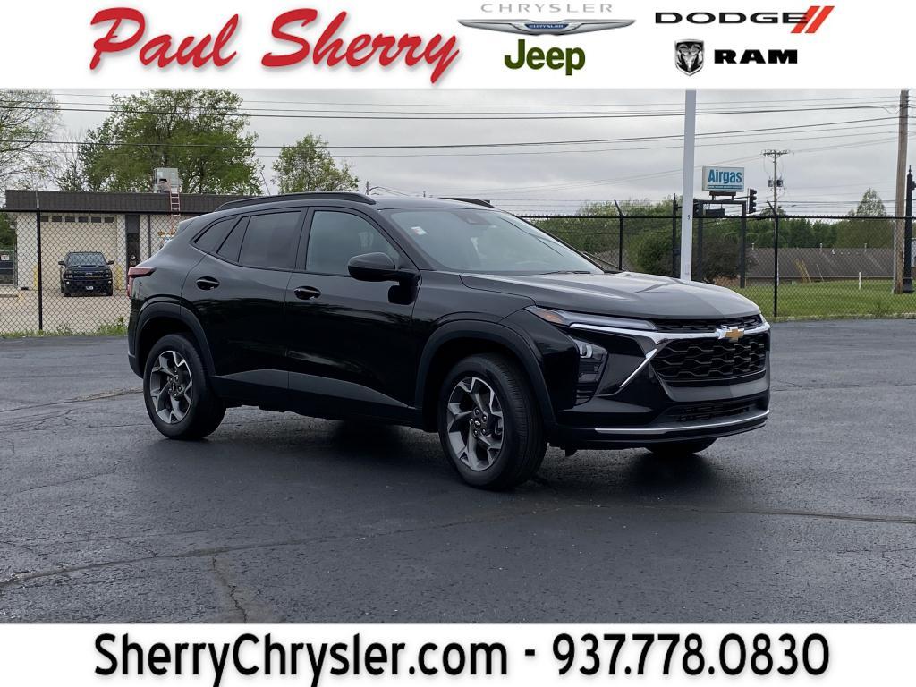 used 2025 Chevrolet Trax car, priced at $20,785