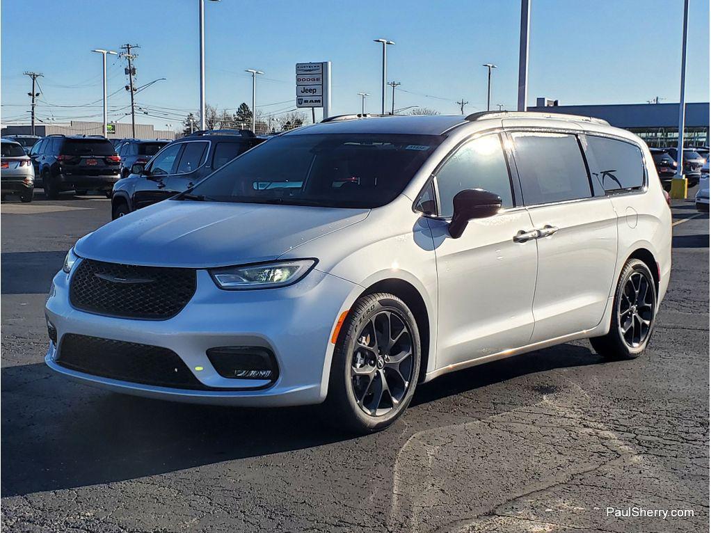 new 2026 Chrysler Pacifica car, priced at $42,200