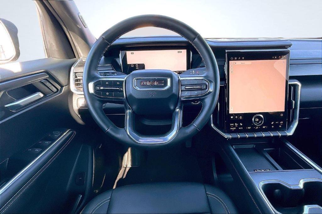 used 2024 GMC Acadia car, priced at $35,897