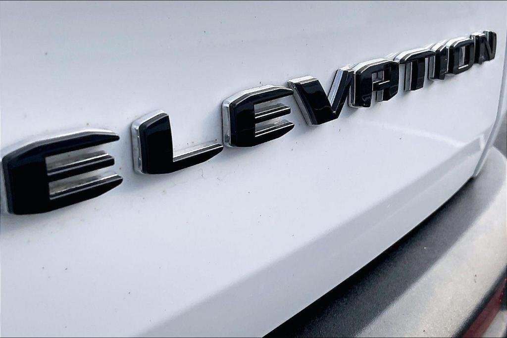 used 2025 GMC Acadia car, priced at $32,877