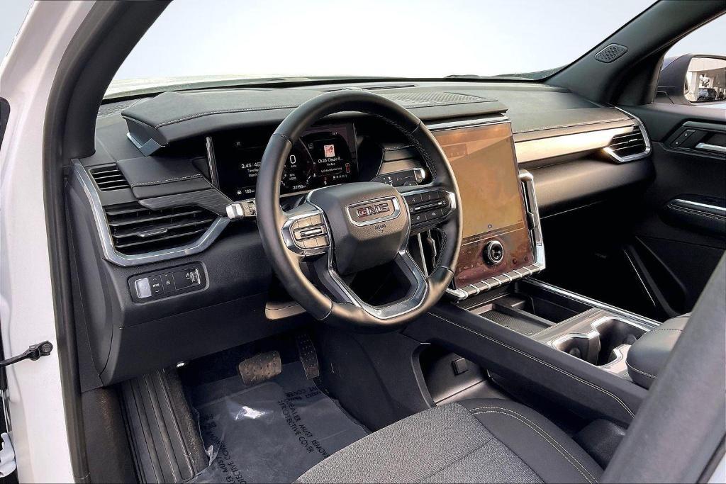 used 2025 GMC Acadia car, priced at $32,877