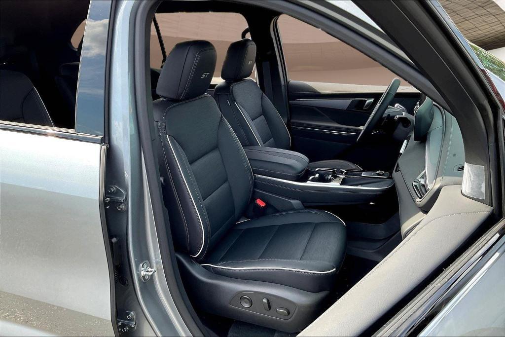 new 2026 Buick Enclave car, priced at $49,801