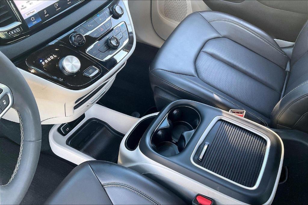 used 2023 Chrysler Pacifica car, priced at $22,347
