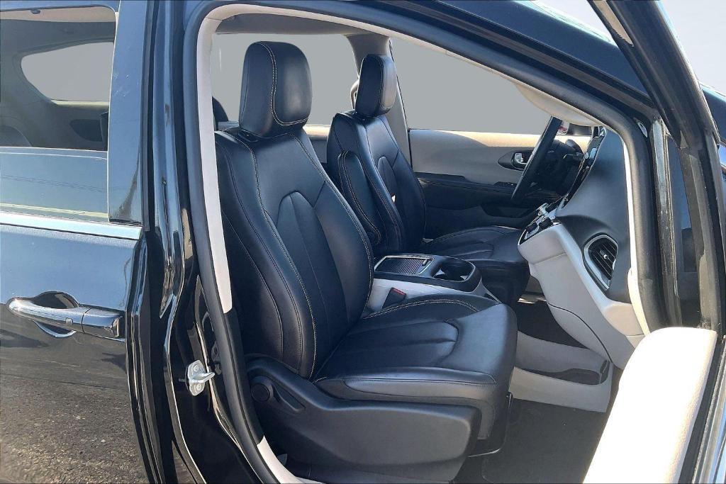 used 2023 Chrysler Pacifica car, priced at $22,347