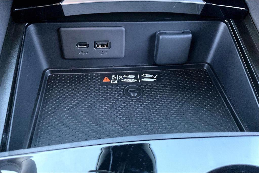 new 2026 Buick Envision car, priced at $46,979