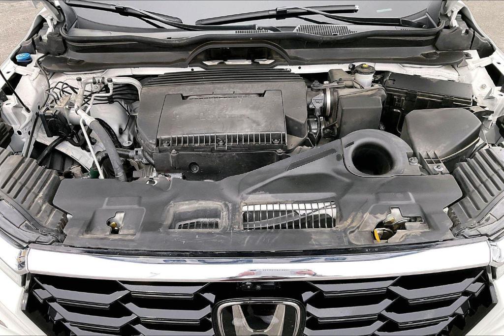 used 2024 Honda Pilot car, priced at $45,499