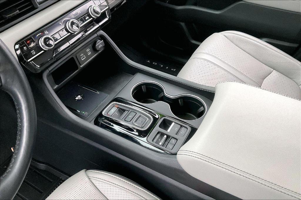 used 2024 Honda Pilot car, priced at $45,499