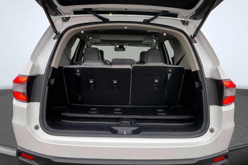 used 2024 Honda Pilot car, priced at $45,499