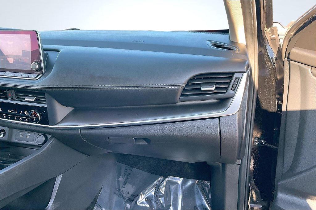 used 2024 Nissan Rogue car, priced at $18,797