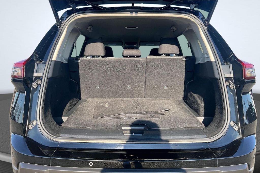 used 2024 Nissan Rogue car, priced at $18,797