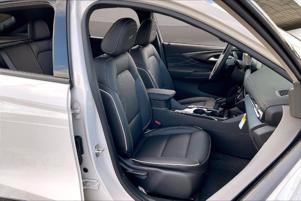 new 2026 Buick Envista car, priced at $31,449