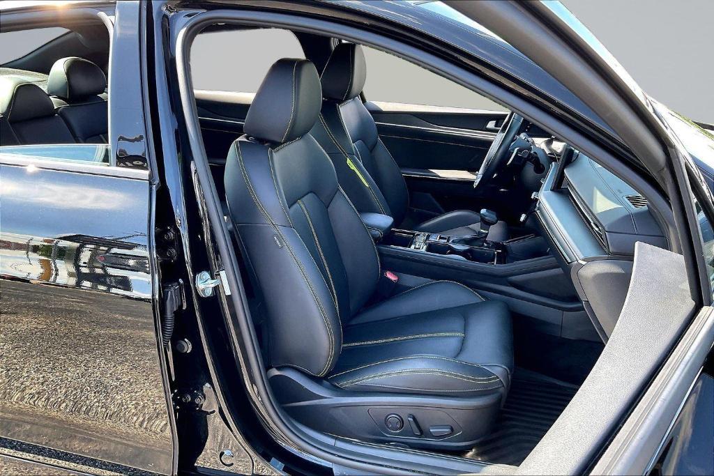 used 2025 Kia K5 car, priced at $33,274