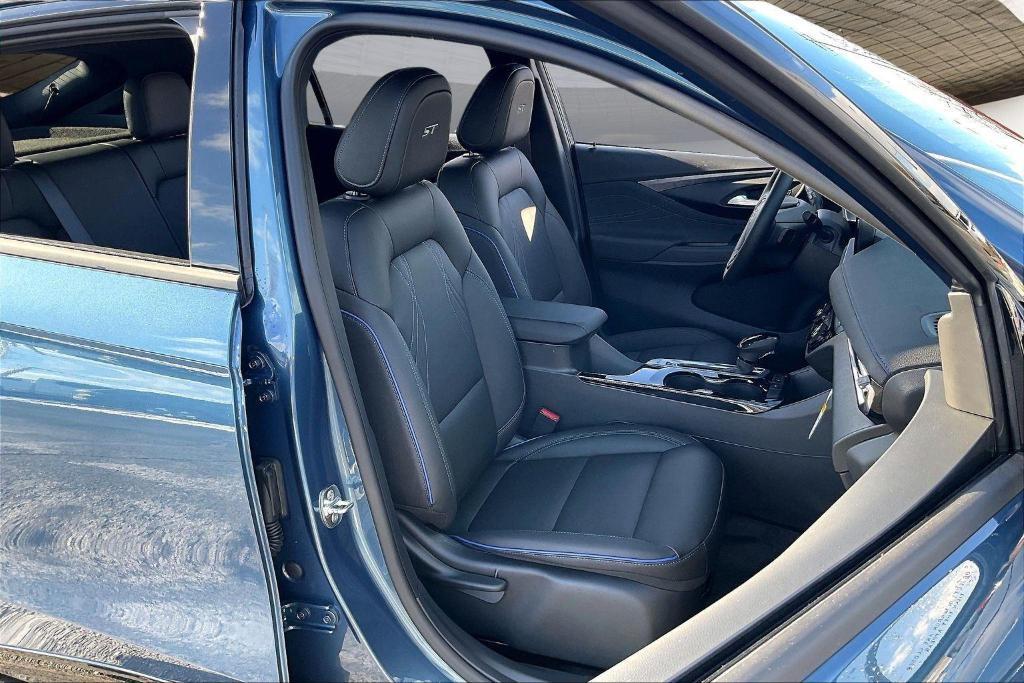 new 2026 Buick Envista car, priced at $29,995