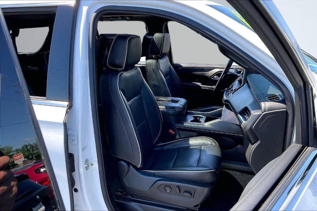 used 2021 GMC Yukon car, priced at $47,376