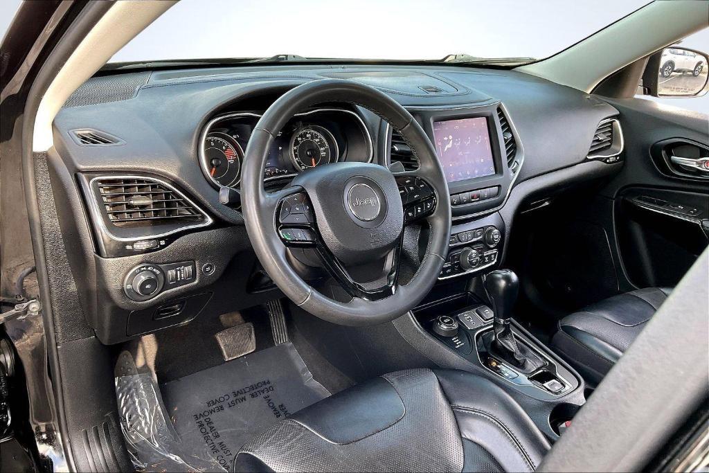 used 2023 Jeep Cherokee car, priced at $20,796