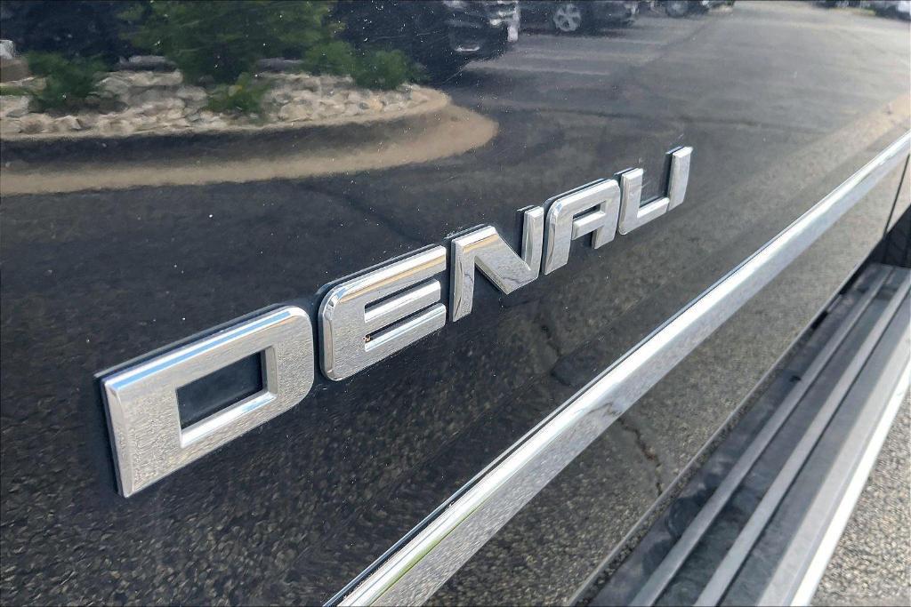 used 2020 GMC Yukon car, priced at $29,371