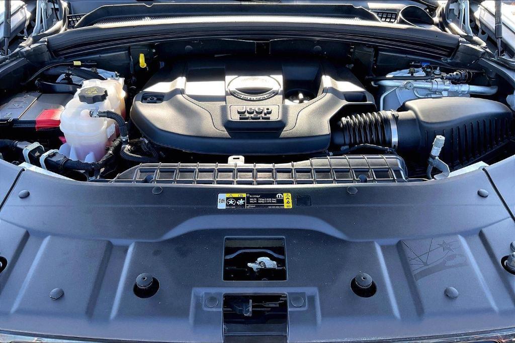 used 2021 Jeep Grand Cherokee L car, priced at $34,995