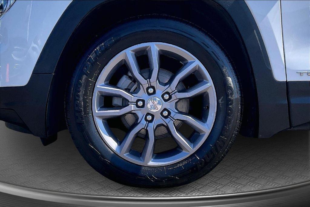 used 2023 GMC Terrain car, priced at $20,796