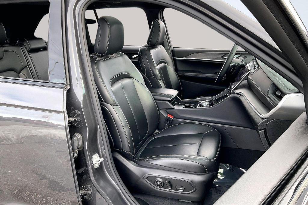 used 2024 Jeep Grand Cherokee 4xe car, priced at $25,999