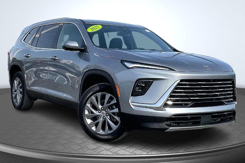 used 2025 Buick Enclave car, priced at $36,777