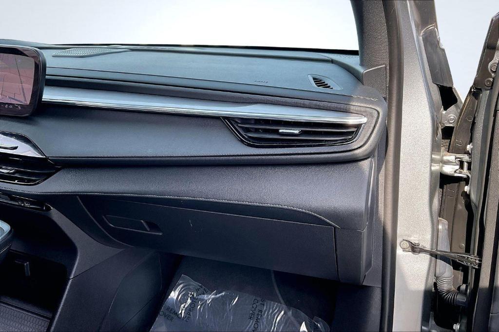 used 2025 Buick Enclave car, priced at $36,777