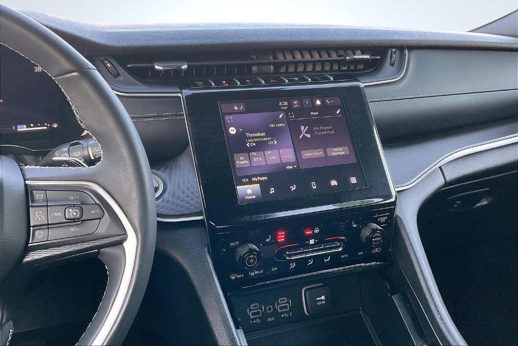 used 2024 Jeep Grand Cherokee car, priced at $29,897