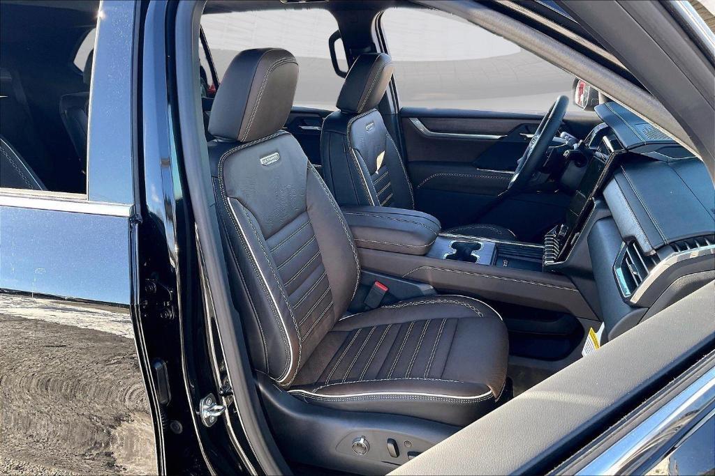 new 2026 GMC Acadia car, priced at $65,126