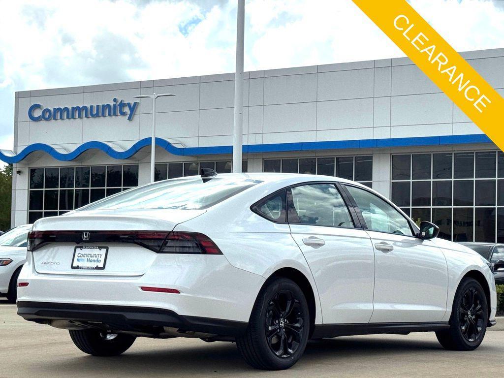 new 2025 Honda Accord car, priced at $30,901