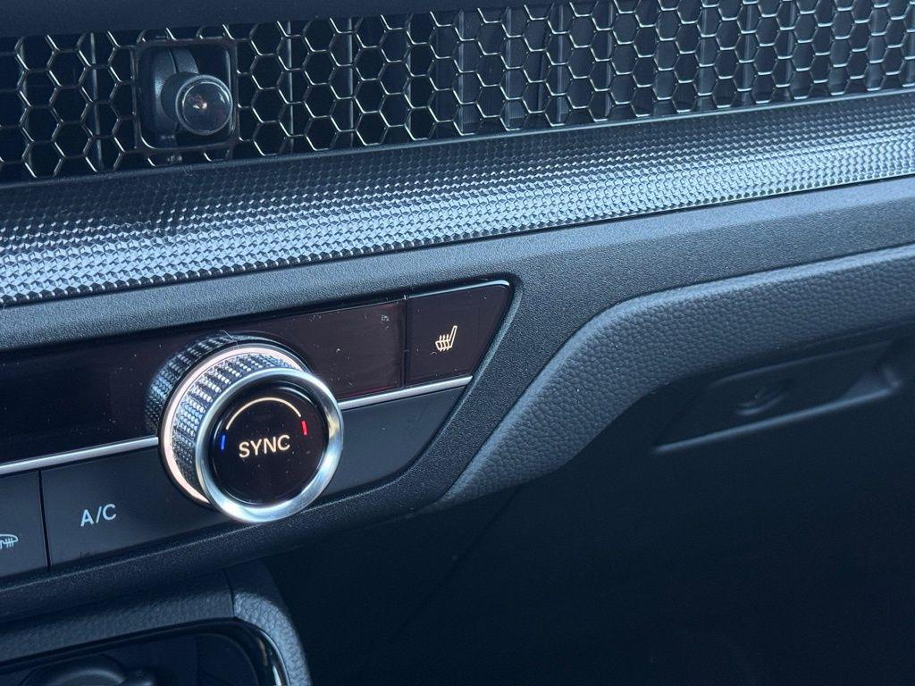 new 2026 Honda CR-V Hybrid car, priced at $38,725