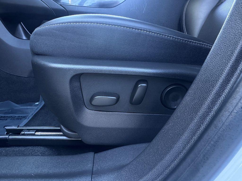 used 2024 Buick Envision car, priced at $25,014