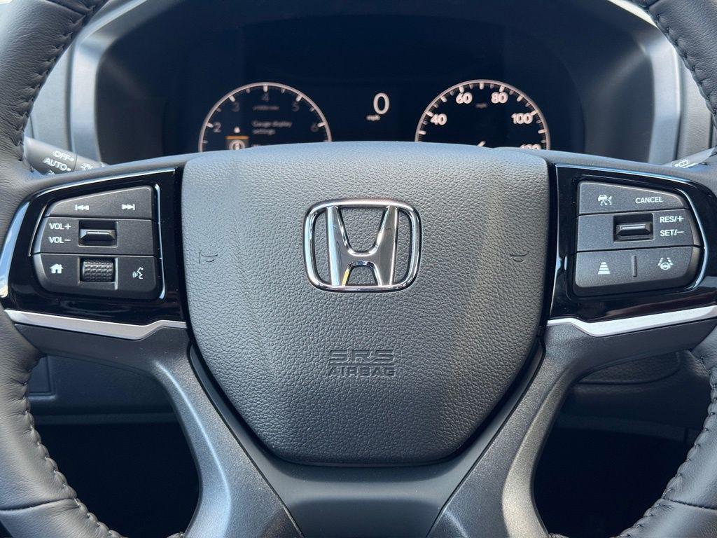 new 2026 Honda Odyssey car, priced at $43,260