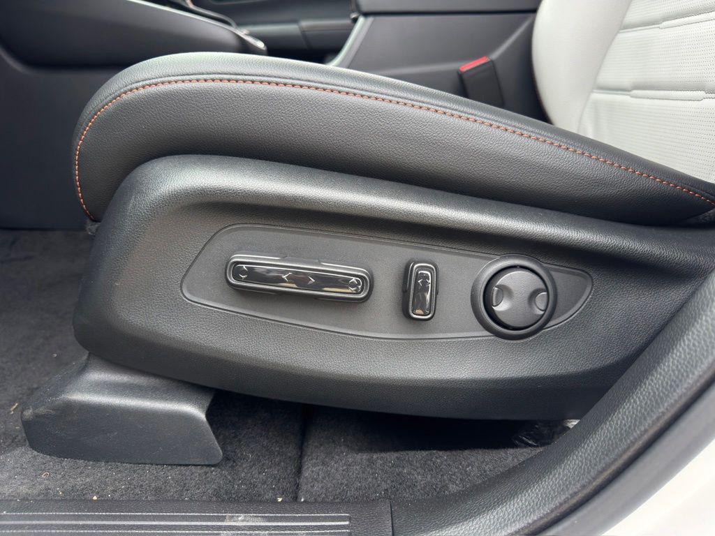 new 2026 Honda CR-V Hybrid car, priced at $44,455