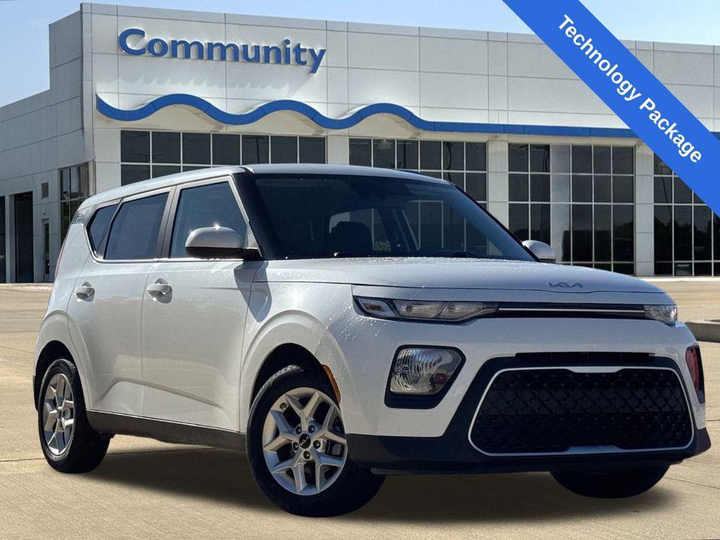 used 2022 Kia Soul car, priced at $12,499
