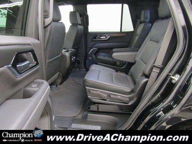 used 2025 GMC Yukon car, priced at $69,634