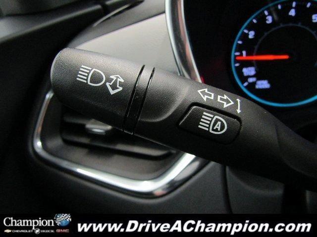 used 2023 Chevrolet Equinox car, priced at $19,917