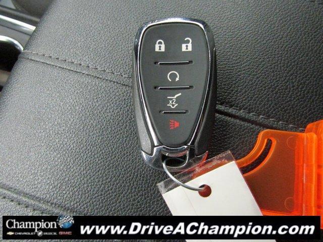 used 2023 Chevrolet Traverse car, priced at $27,199