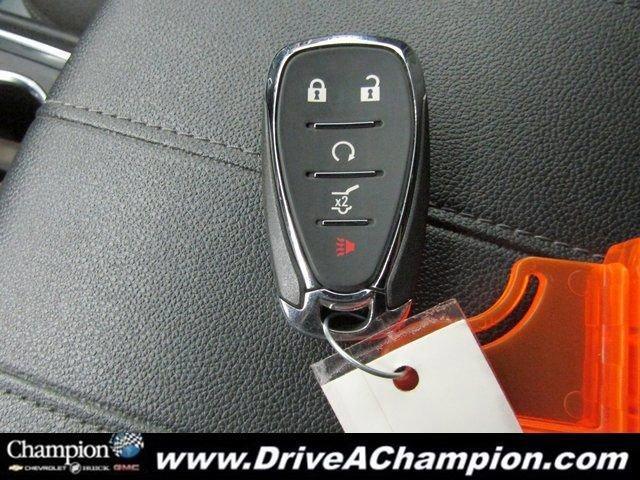 used 2023 Chevrolet Traverse car, priced at $27,057