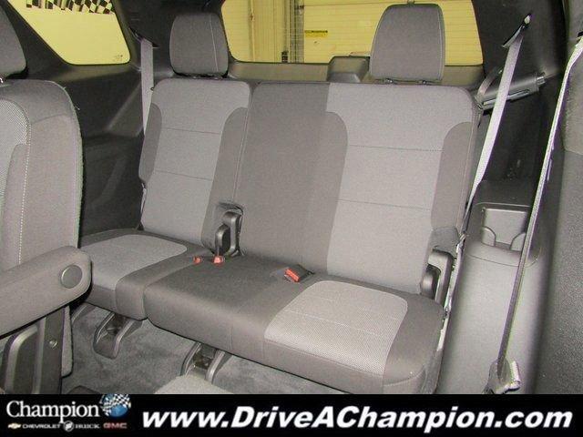 used 2023 Chevrolet Traverse car, priced at $27,057
