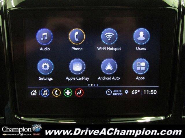 used 2023 Chevrolet Traverse car, priced at $27,057